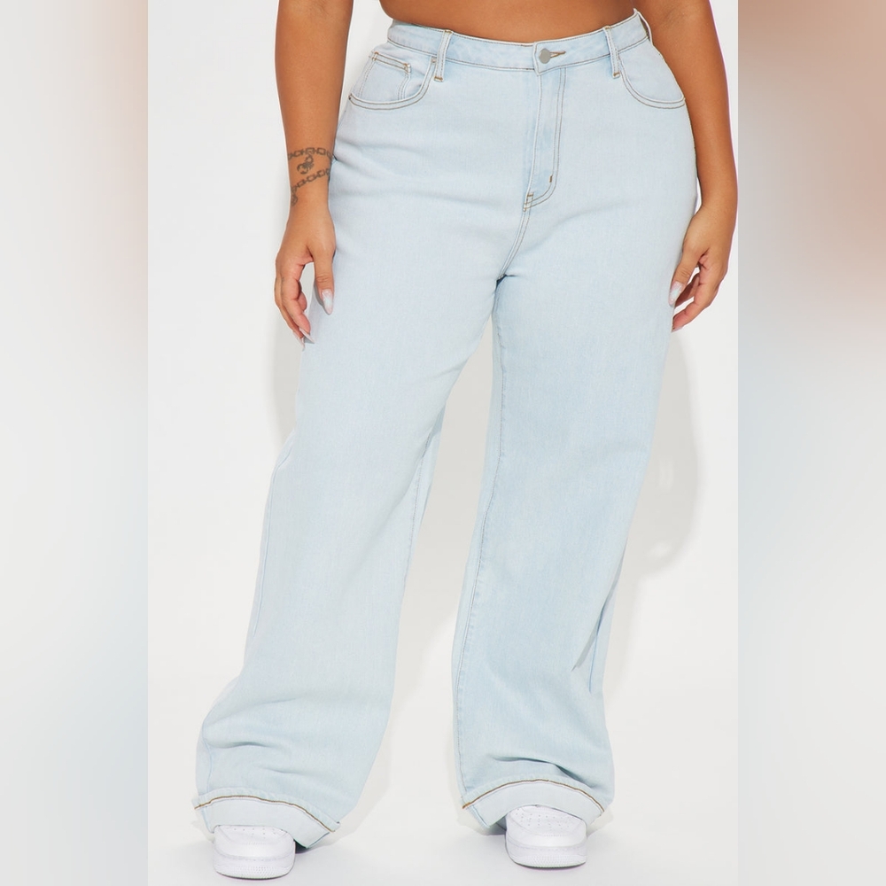 Stretch Baggy Jeans - Light Wash